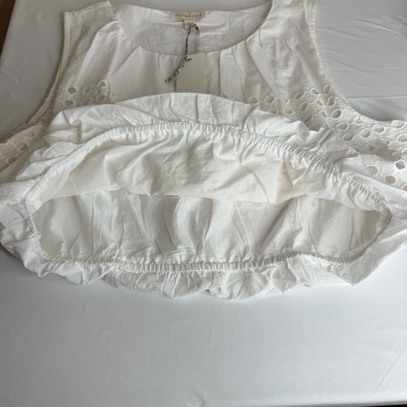 NEW NWT Jennifer Grace White Eyelet Cropped Sleeveless Shirt Top Size XL - Picture 15 of 16